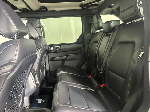 Used 2025 Ford Bronco Badlands AWD/4WD image 25