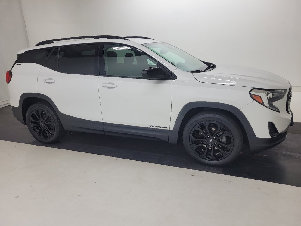 Used 2020 GMC Terrain SLE w/ Elevation Edition FWD image 11