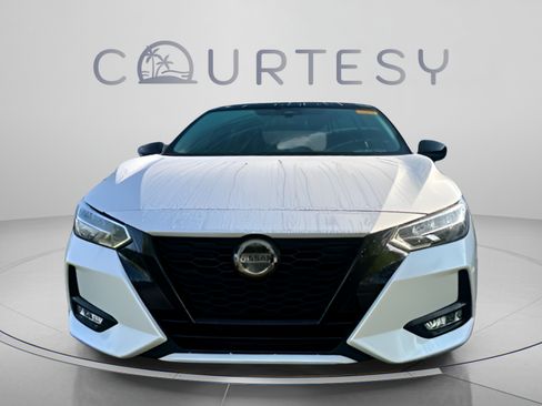 Certified 2022 Nissan Sentra SR w/ Midnight Edition FWD image 10