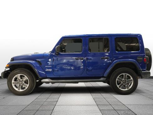 Used 2020 Jeep Wrangler Unlimited Sahara w/ Uconnect 4C Nav & Sound Group AWD/4WD image 4