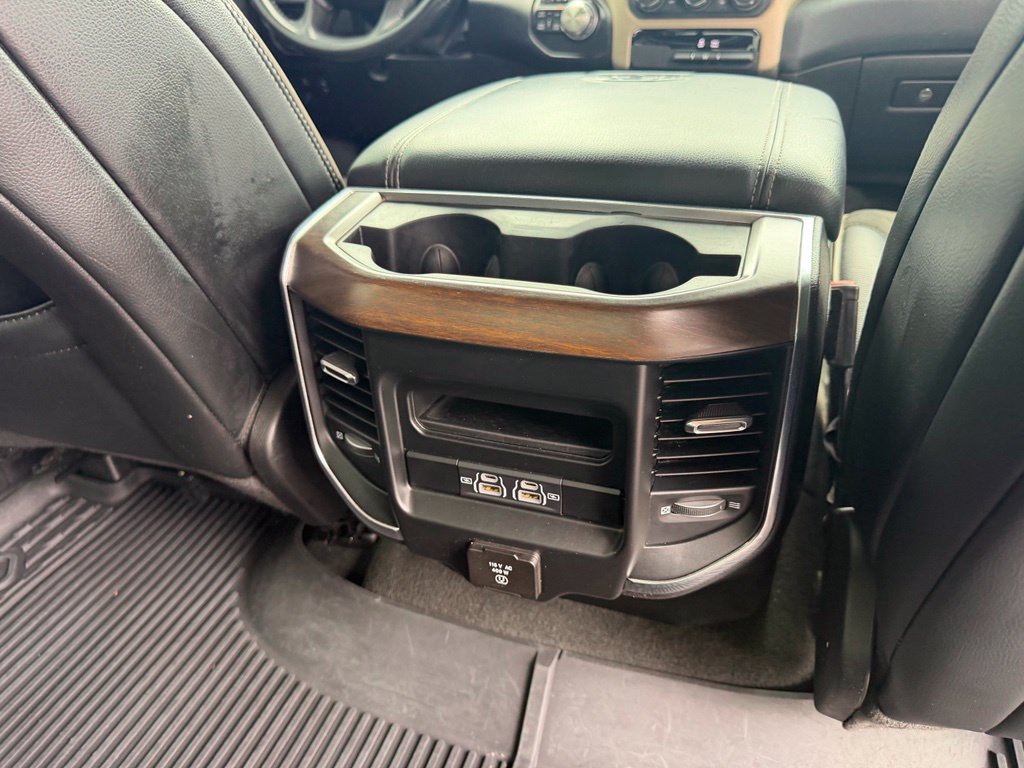 Used 2022 RAM 1500 Laramie AWD/4WD image 36