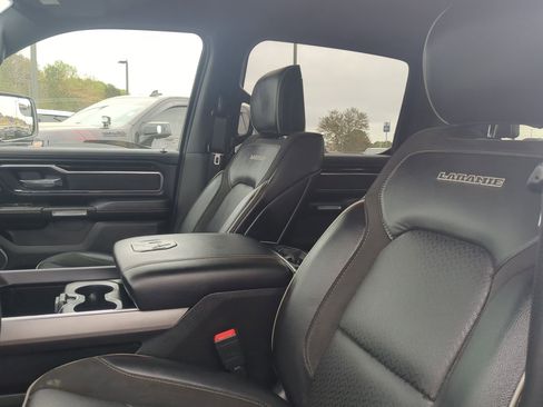Used 2022 RAM 1500 Laramie AWD/4WD image 14