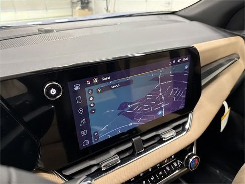 New 2026 Chevrolet Equinox ACTIV w/ Convenience Package III image 25