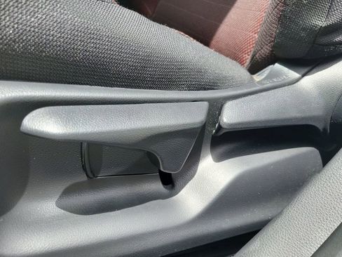 Used 2024 Toyota Corolla SE FWD image 24
