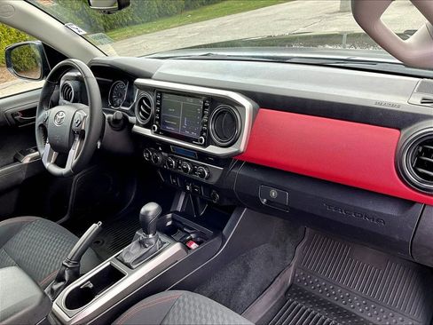 Used 2023 Toyota Tacoma SR5 AWD/4WD image 14