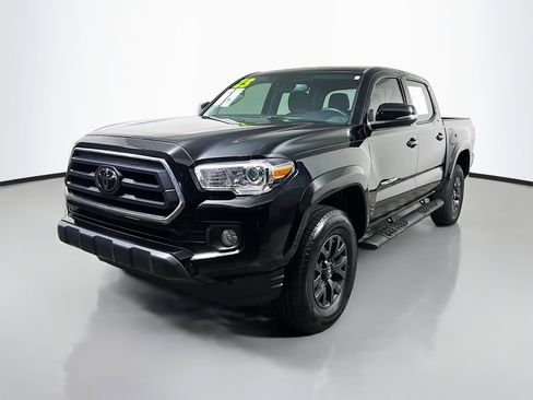 Used 2023 Toyota Tacoma SR5 w/ Technology Package RWD image 10
