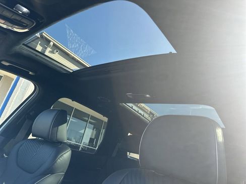 Used 2025 Hyundai Palisade Calligraphy image 16