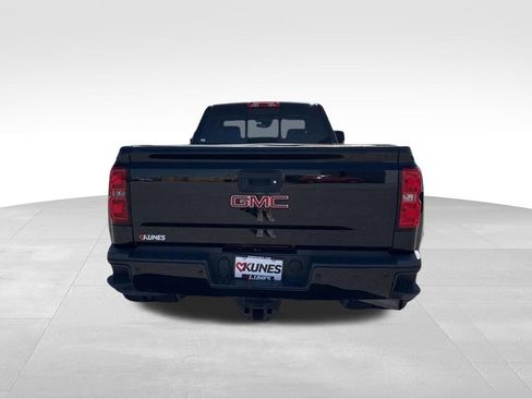 Used 2015 GMC Sierra 3500 Denali w/ Duramax Plus Package AWD/4WD image 8