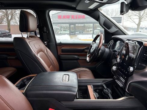 Used 2021 RAM 1500 Limited AWD/4WD image 11