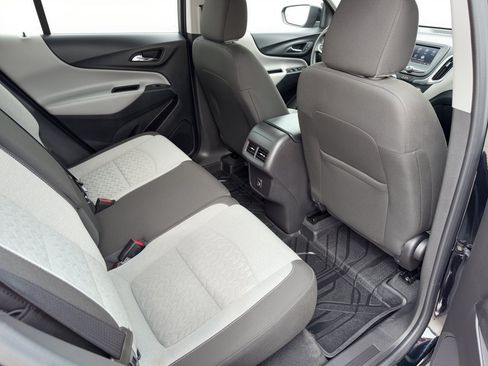 Used 2024 Chevrolet Equinox LS w/ Midnight Edition FWD image 29