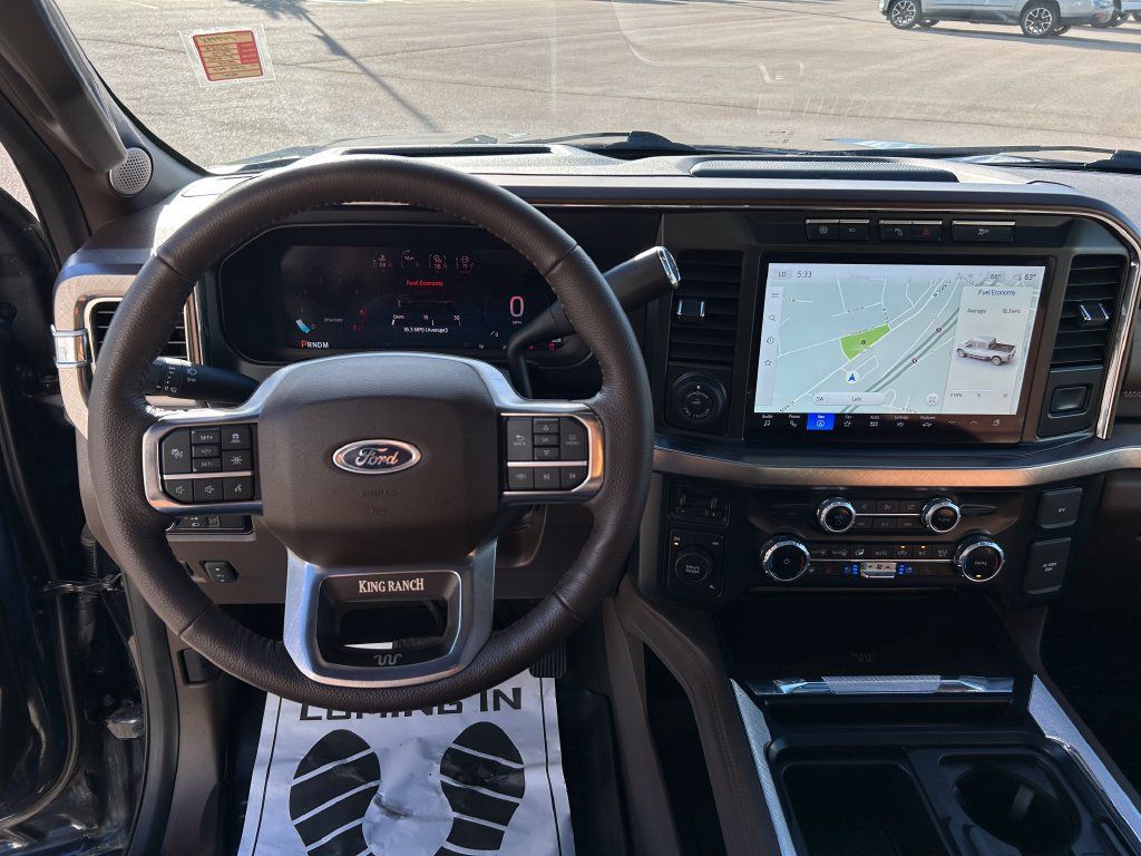 Used 2023 Ford F350 King Ranch AWD/4WD image 10
