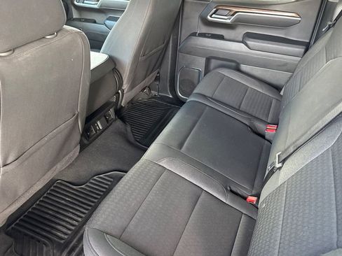 Used 2025 Chevrolet Silverado 1500 LT RWD image 6