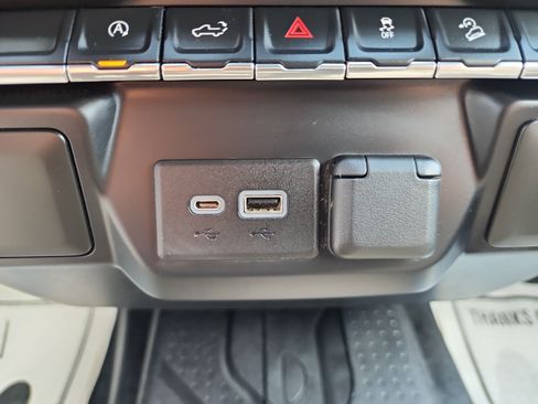 Certified 2021 Chevrolet Silverado 1500 LT AWD/4WD image 14