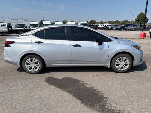 Used 2025 Nissan Versa S w/ Trunk Package FWD image 8