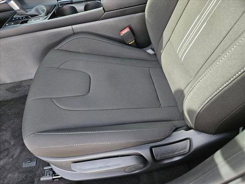 New 2026 Hyundai Elantra SEL Sport FWD image 4