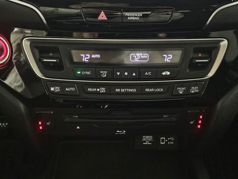 Used 2022 Honda Pilot Touring image 34