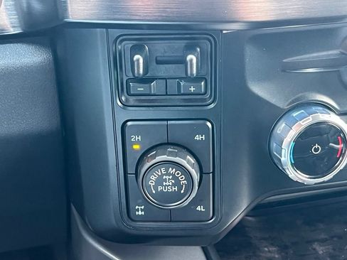 Used 2024 Ford F250 Lariat w/ Lariat Ultimate Package AWD/4WD image 31