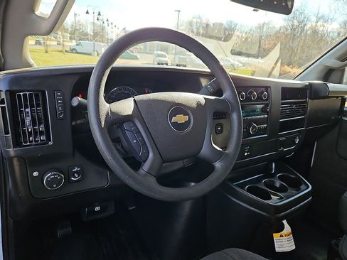 Used 2024 Chevrolet Express 2500 w/ Driver Convenience Package image 23
