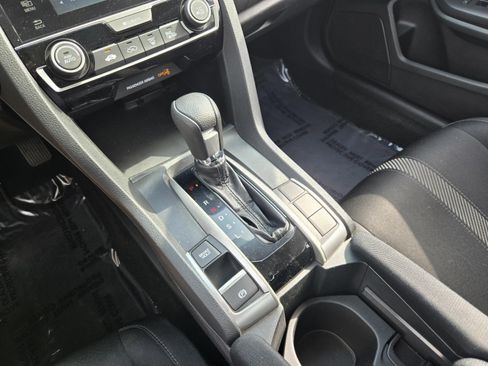 Used 2018 Honda Civic EX image 15