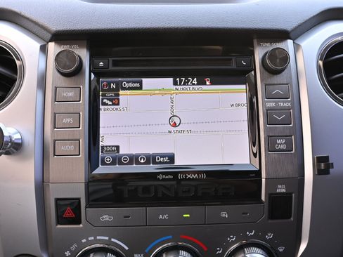 Used 2018 Toyota Tundra SR5 w/ TRD Off Road Package image 21