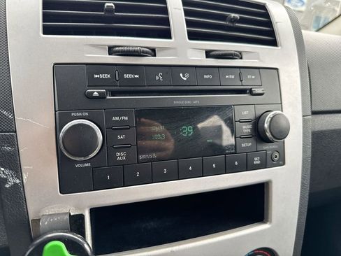 Used 2009 Dodge Caliber SXT image 14