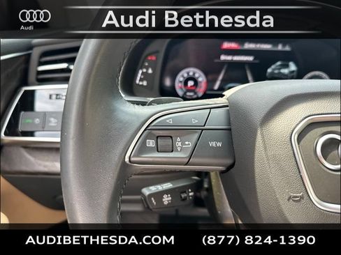 Used 2021 Audi Q8 Premium Plus w/ Premium Plus Package AWD/4WD image 17