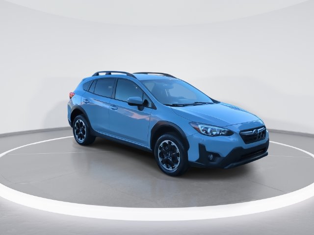Used 2023 Subaru Crosstrek 2.0i Premium AWD/4WD image 2