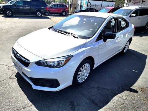 Used 2020 Subaru Impreza 2.0i image 2