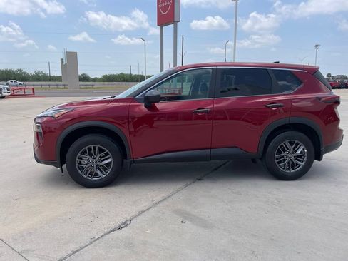Certified 2026 Nissan Rogue S FWD image 4