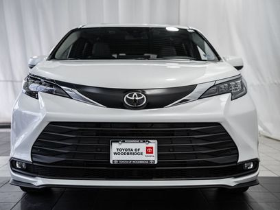 New 2026 Toyota Sienna XLE