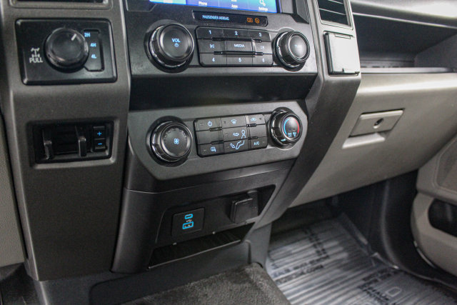 Used 2022 Ford F350 XL w/ Power Equipment Group AWD/4WD image 14