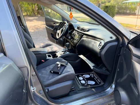 Used 2016 Nissan Rogue S AWD/4WD image 6