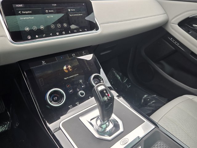 Used 2020 Land Rover Range Rover Evoque SE AWD/4WD image 22