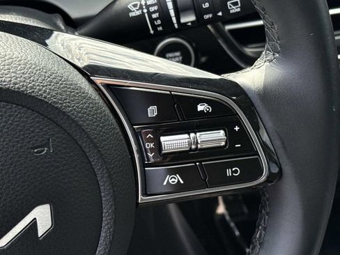 Used 2025 Kia Seltos S FWD image 23