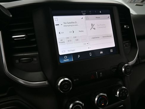 Used 2024 RAM 2500 Big Horn image 34