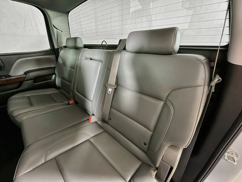 Used 2014 GMC Sierra 1500 SLT w/ SLT Crew Cab Value Package AWD/4WD image 23
