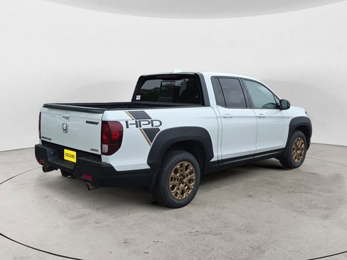 Used 2021 Honda Ridgeline Black Edition image 5