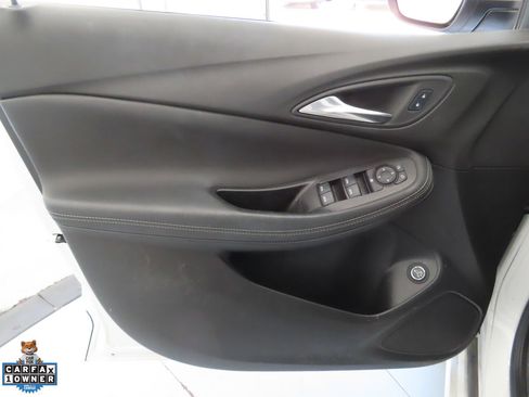 Used 2023 Buick Encore GX Select w/ Sport Touring Package FWD image 10