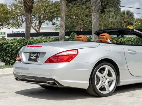Used 2016 Mercedes-Benz SL 550 image 9