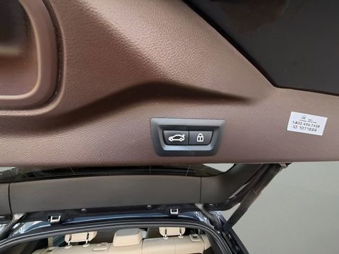 Used 2019 BMW X5 xDrive40i w/ Luxury Seating Package image 36