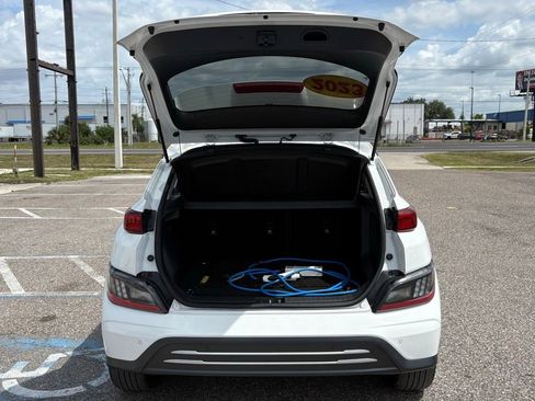 Used 2023 Hyundai Kona Limited w/ Cargo Package FWD image 13