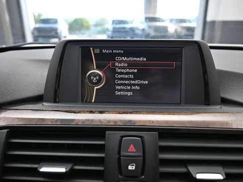 Used 2014 BMW 320i Sedan image 20