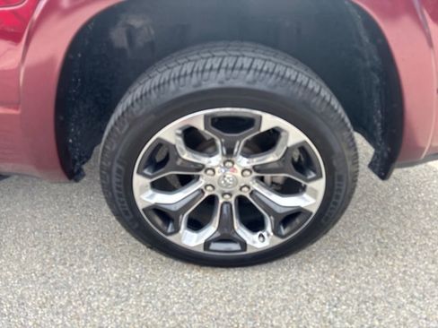 Used 2021 RAM 1500 Limited AWD/4WD image 12