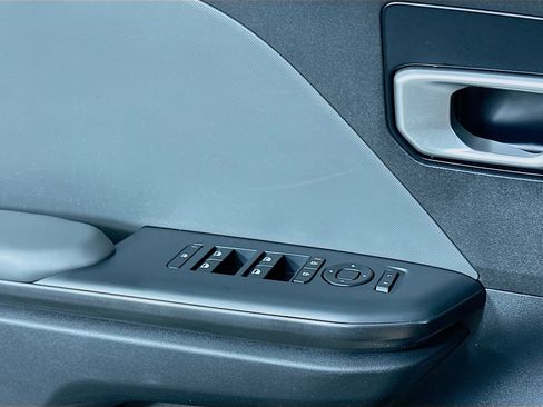 Used 2025 Kia K4 FWD image 15