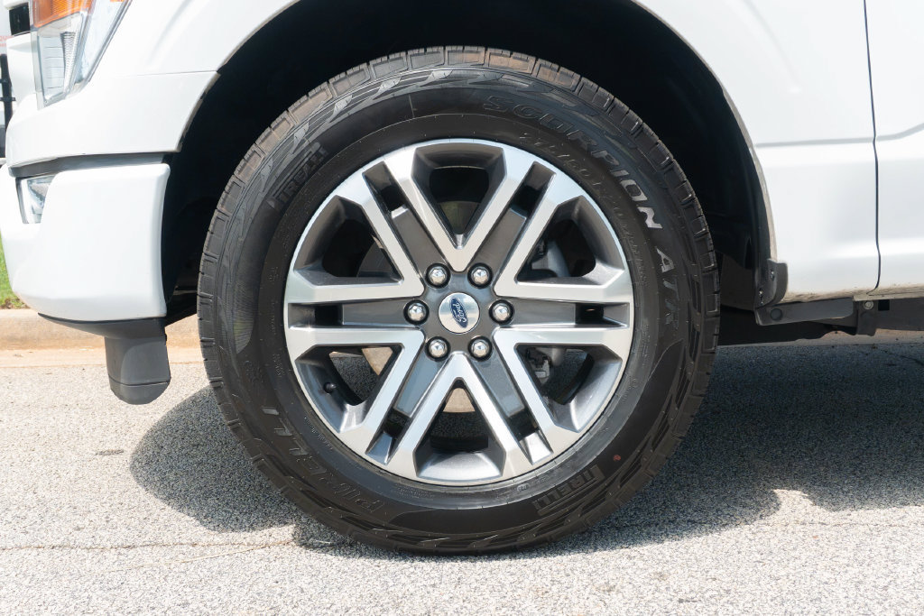Used 2021 Ford F150 XL w/ STX Appearance Package RWD image 12