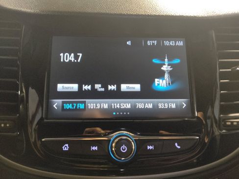 Used 2017 Chevrolet Trax LT w/ LT Convenience Package image 25