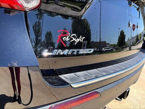 Used 2022 Ford Explorer Limited w/ Equipment Group 301A AWD/4WD image 24