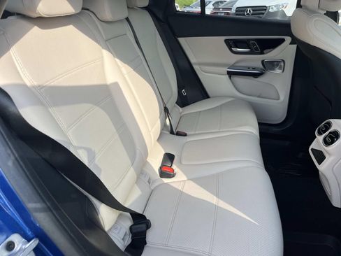 Certified 2025 Mercedes-Benz GLC 300 image 20