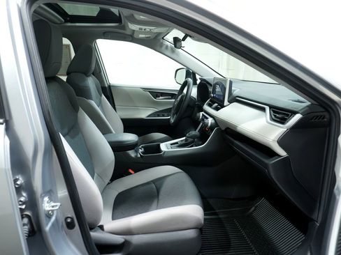 Used 2024 Toyota RAV4 XLE w/ Convenience Package AWD/4WD image 11