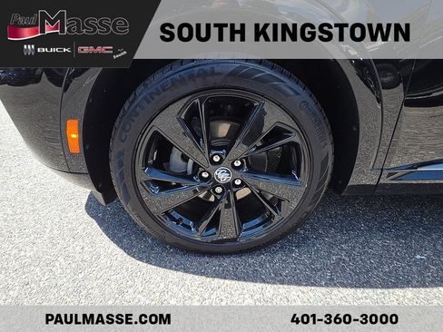 Used 2022 Buick Envision Essence w/ Technology Package I AWD/4WD image 9